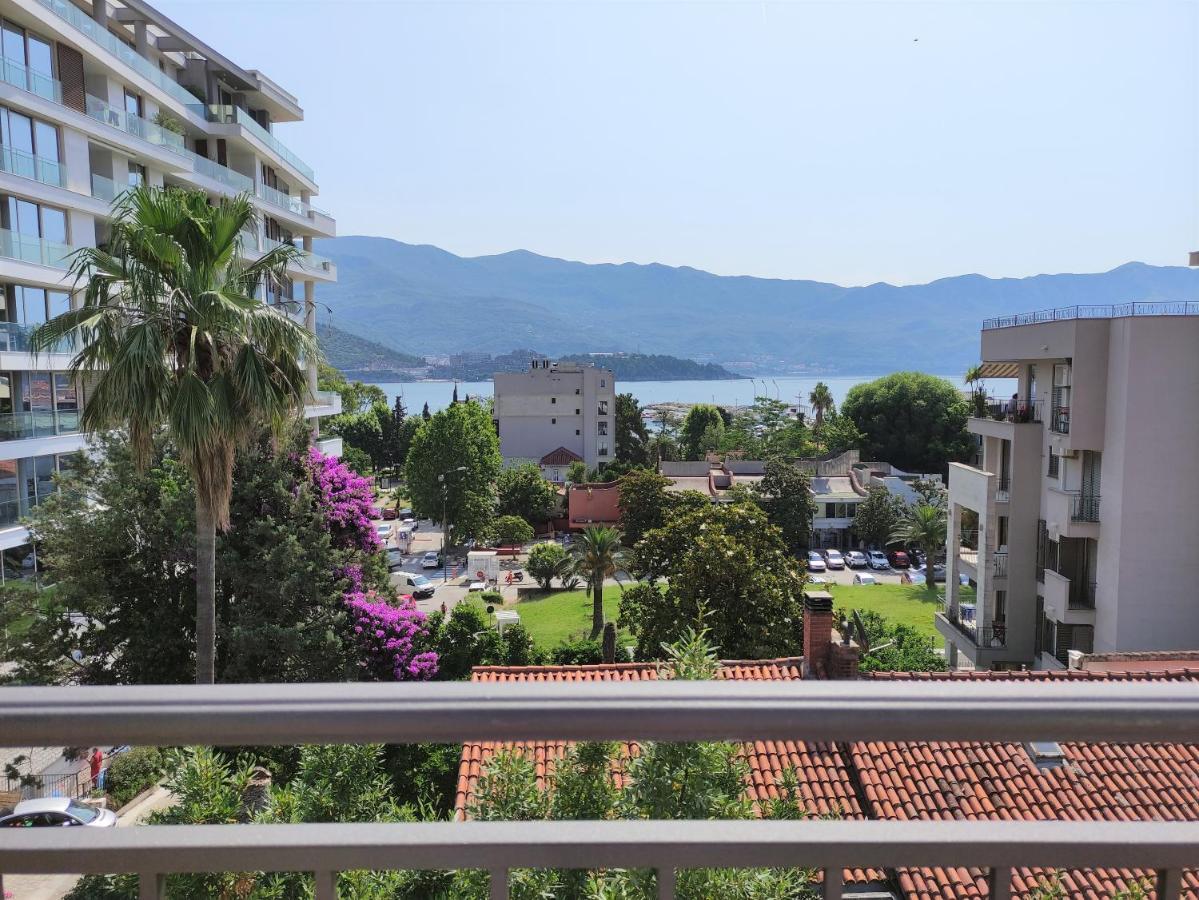 Apartments Mara Lux Budva Exterior photo
