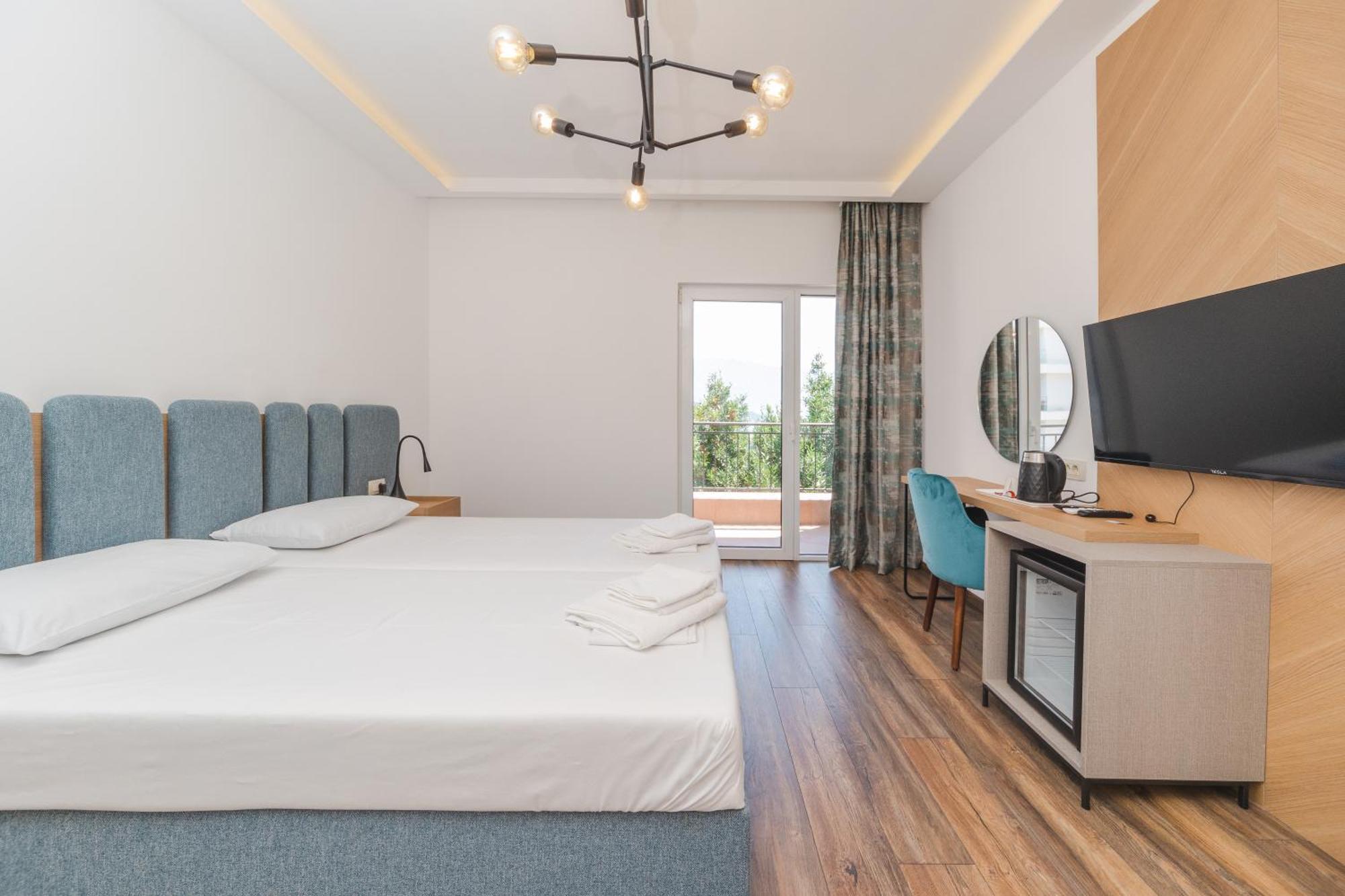 Apartments Mara Lux Budva Exterior photo