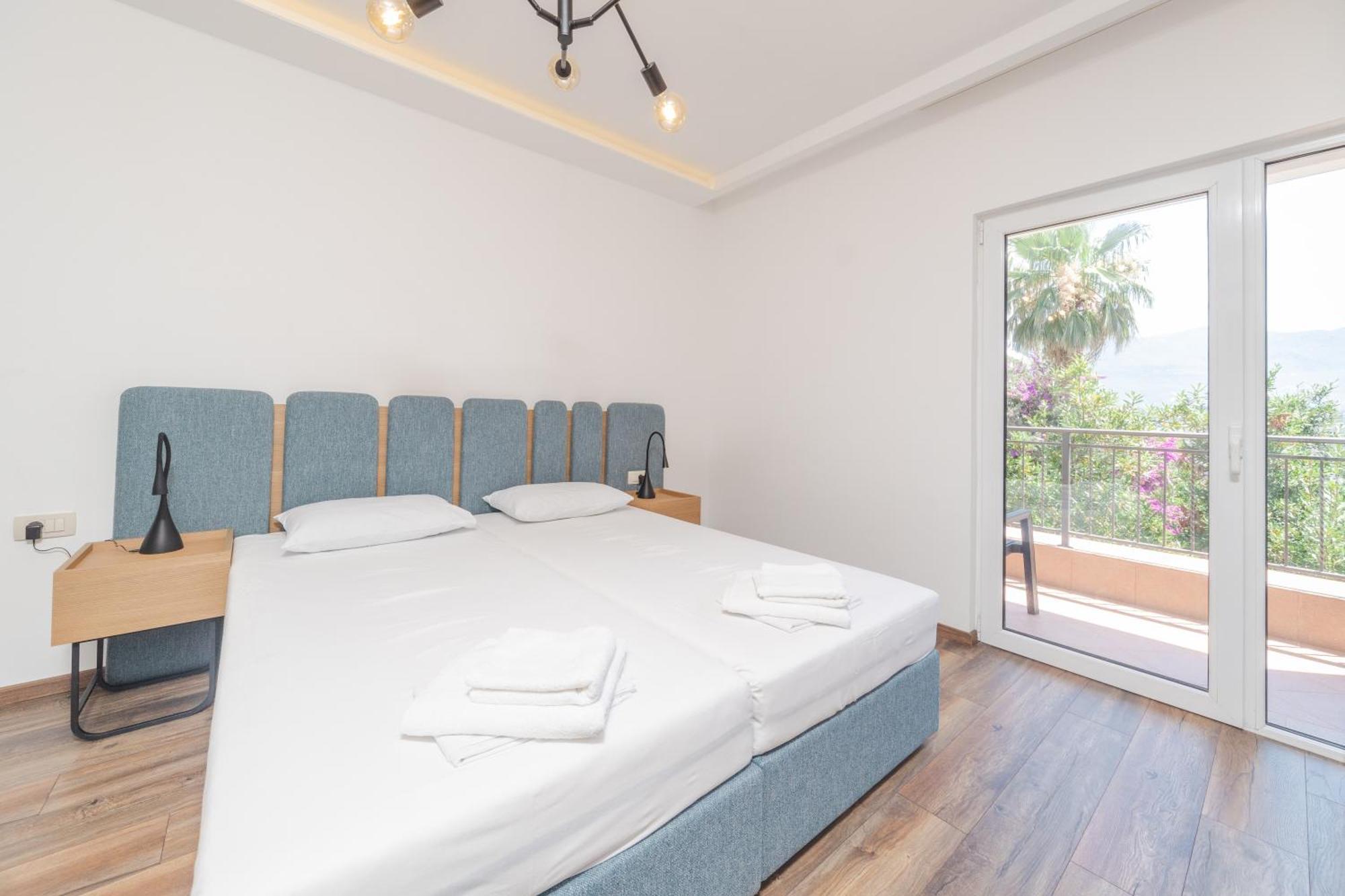 Apartments Mara Lux Budva Exterior photo