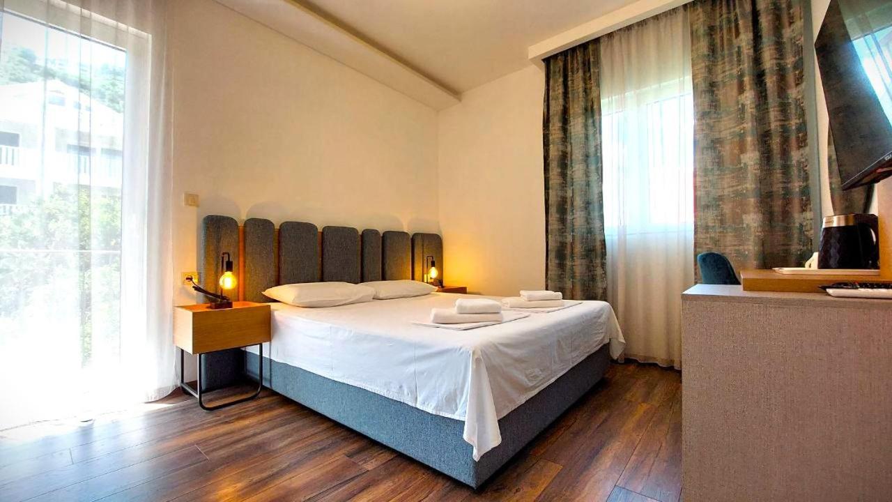 Apartments Mara Lux Budva Exterior photo